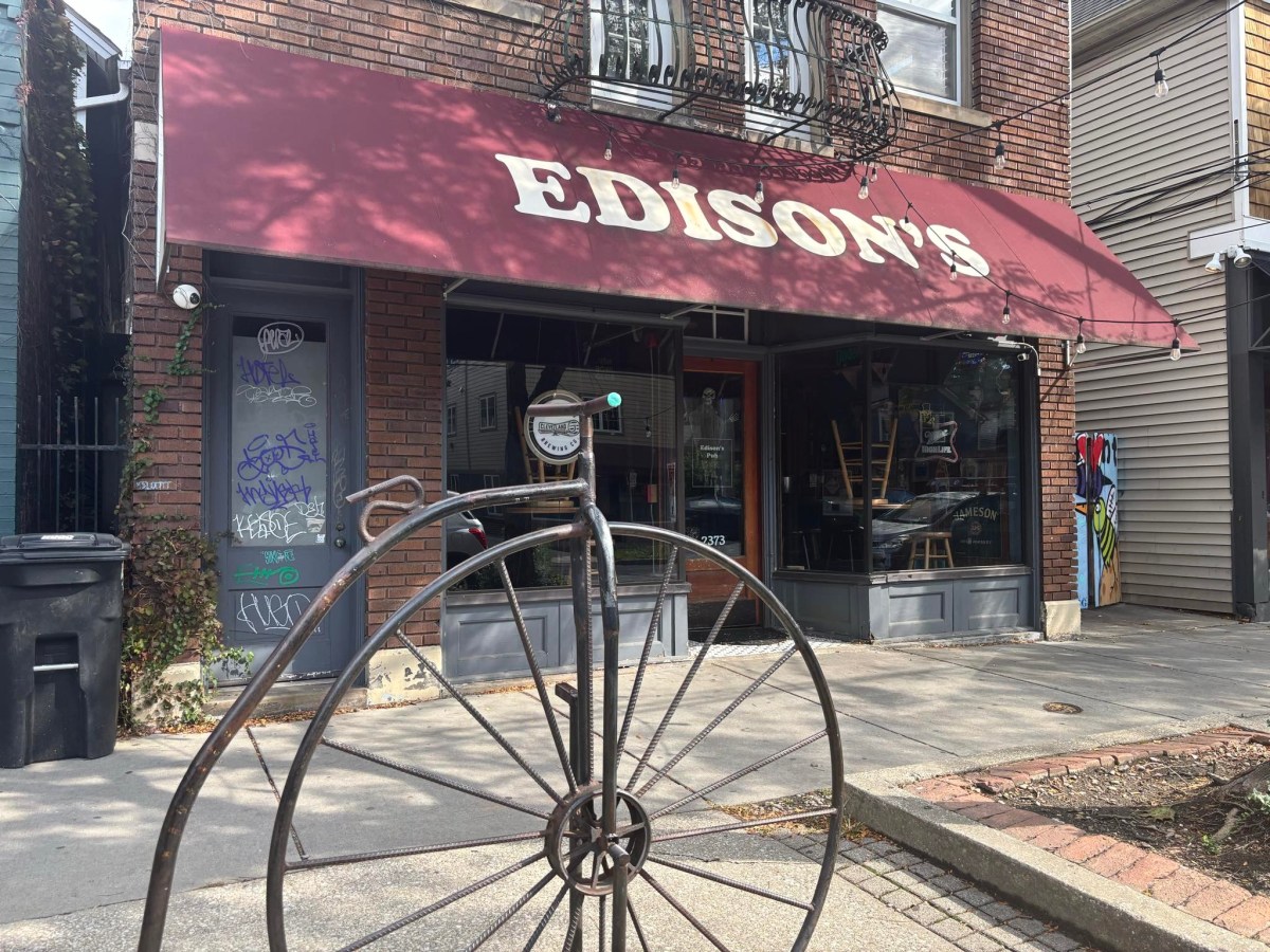 Longtime Edison's Pub Owner Reclaims Possession of the Tremont Staple From Hangry Brands